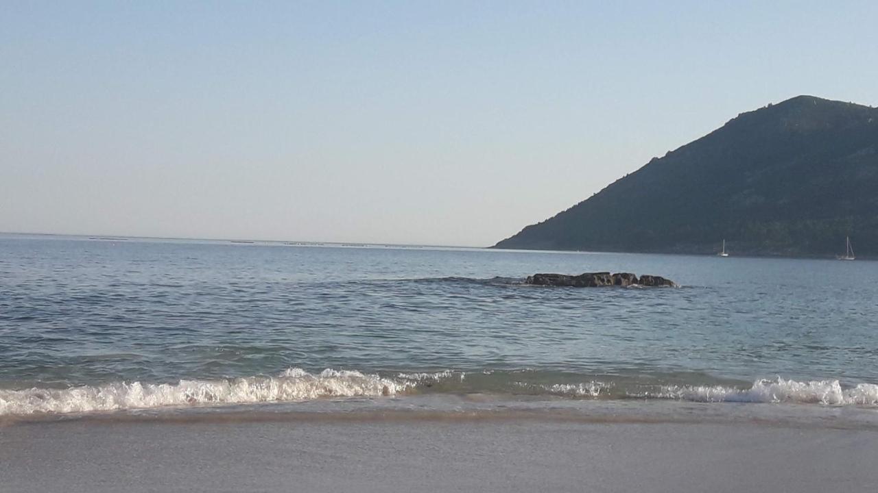 Ático vacacional Muros Exterior foto